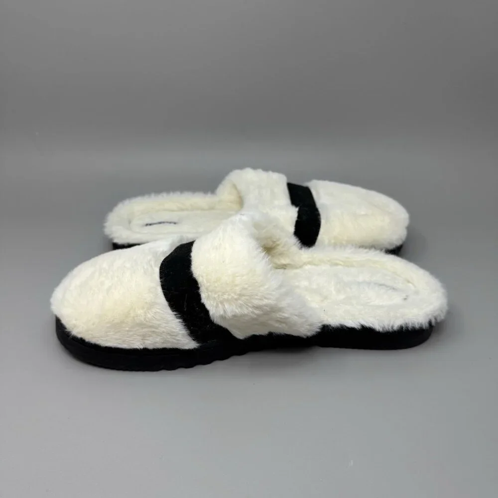 Born Men’s  Slipper Faux Shearling Lining White Men Size Large (9-10)
